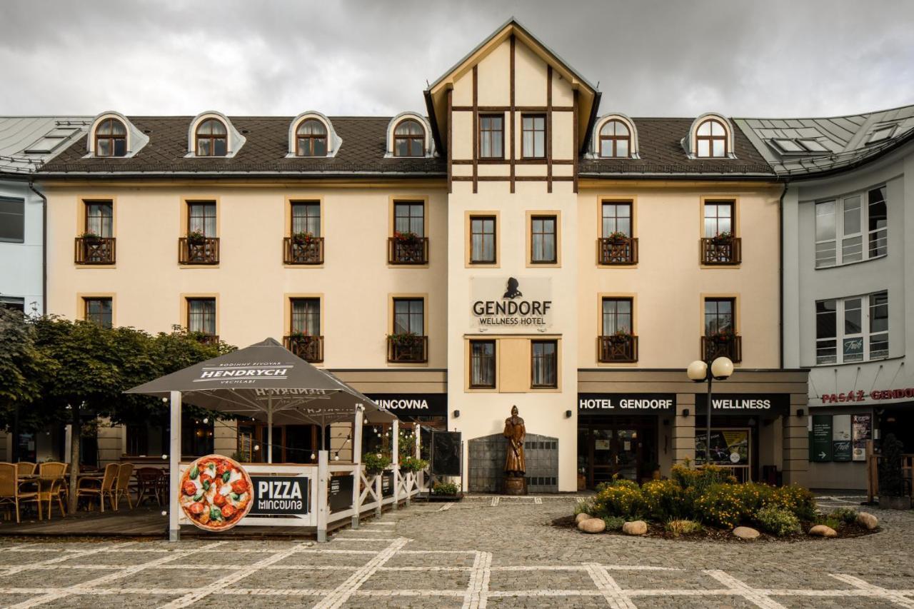 Hotel Gendorf Vrchlabí エクステリア 写真